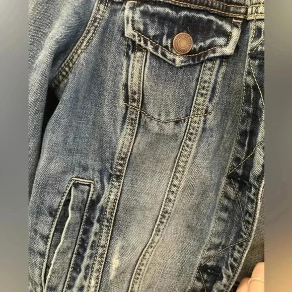 AMERICAN Eagle Distressed Jean  Jacket​​​ - Picture 4 of 5